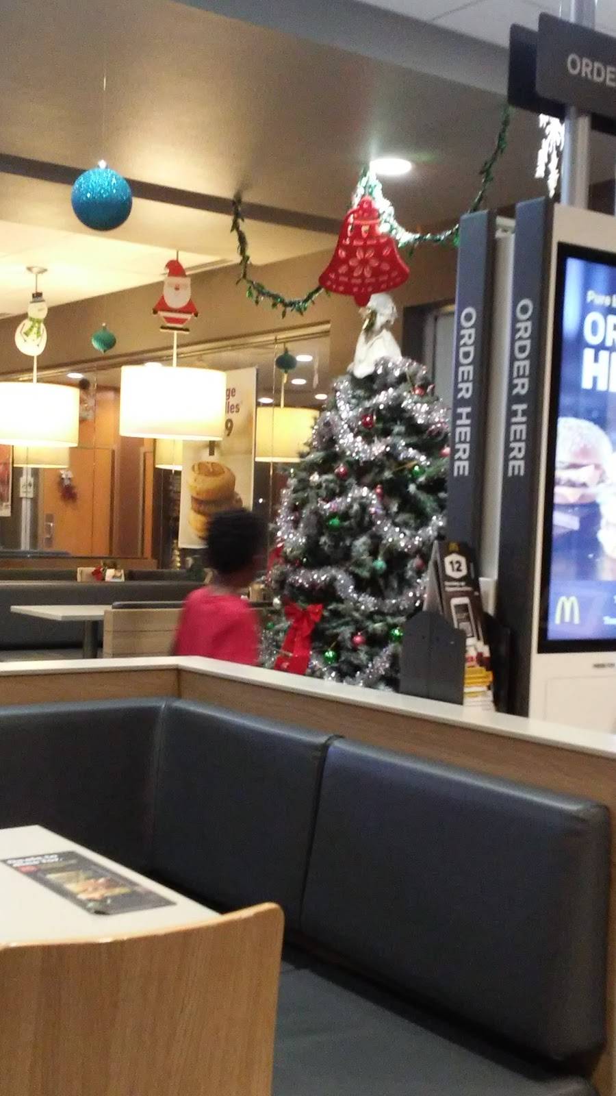 McDonalds | cafe | 5451 Roosevelt Blvd, Jacksonville, FL 32210, USA | 9043898712 OR +1 904-389-8712