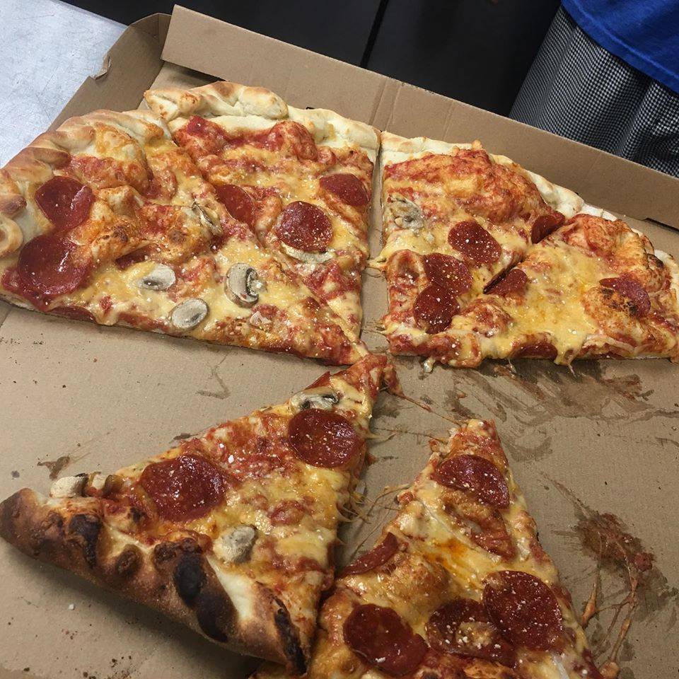 Pizza Mavens | restaurant | 2957 Leitchfield Rd, Elizabethtown, KY 42701, USA | 2709825566 OR +1 270-982-5566