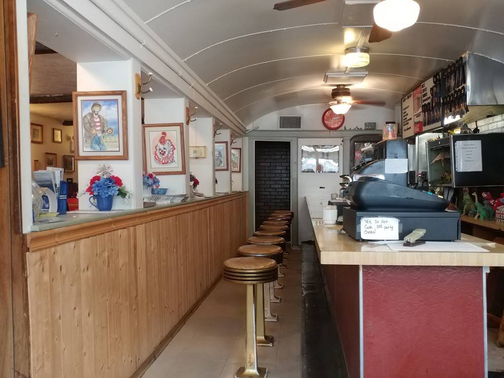 Girard Dinor | restaurant | 222 Main St W, Girard, PA 16417, USA | 8147744888 OR +1 814-774-4888