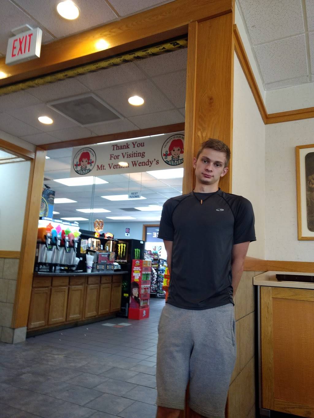 Wendys | restaurant | 1250 Richmond St, Mt Vernon, KY 40456, USA | 6062565611 OR +1 606-256-5611