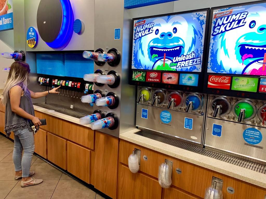 RaceTrac | bakery | 7235 University Blvd, Winter Park, FL 32792, USA | 4076733109 OR +1 407-673-3109