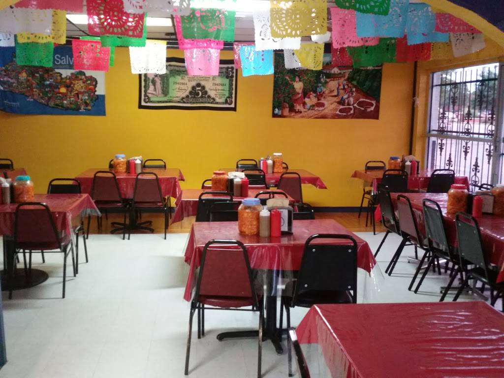 Dona Carmen Pupuseria Restaurant | restaurant | 1818 Hemphill St, Fort Worth, TX 76110, USA | 8179209868 OR +1 817-920-9868