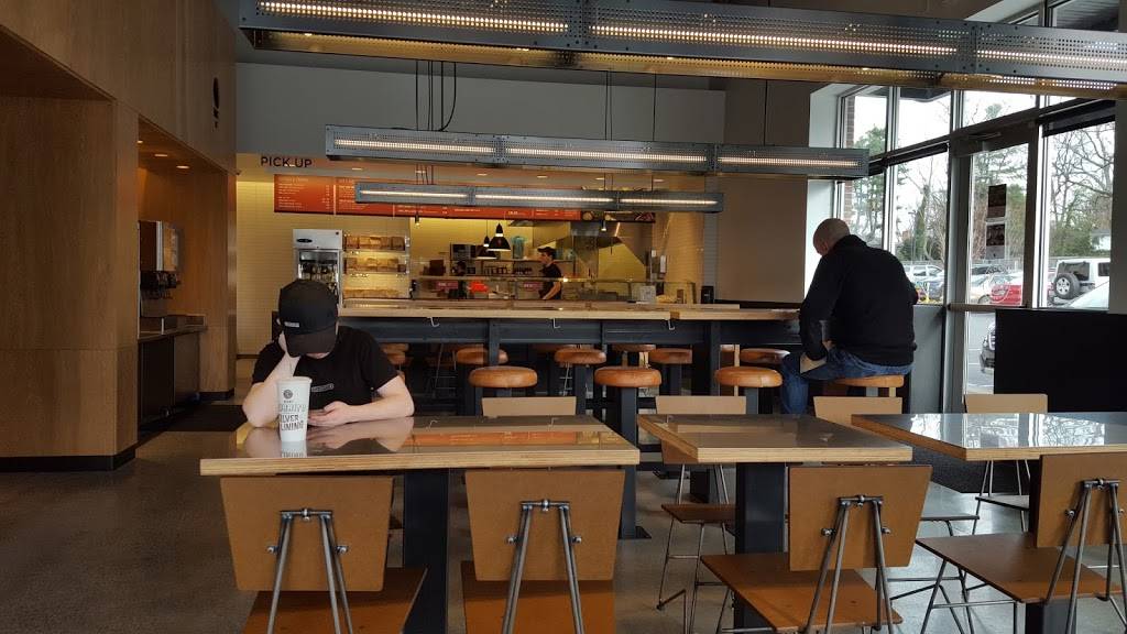 Chipotle Mexican Grill | restaurant | 868 Prices Fork Rd, Blacksburg, VA 24060, USA | 5405520190 OR +1 540-552-0190