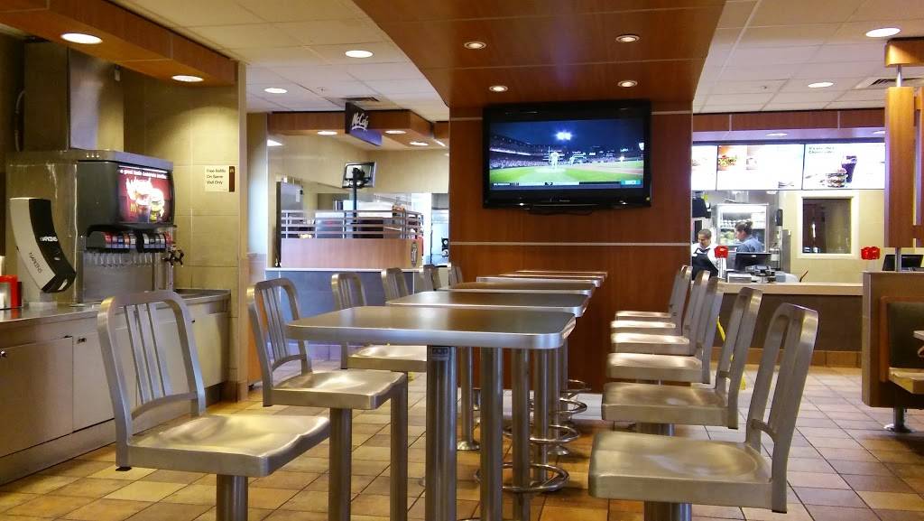 McDonalds | cafe | 3310 E 22nd St, Tucson, AZ 85713, USA | 5203256581 OR +1 520-325-6581