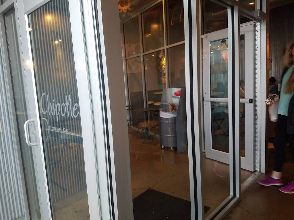 Chipotle Mexican Grill | restaurant | 1924 Beacon St, Brighton, MA 02135, USA | 6172320788 OR +1 617-232-0788