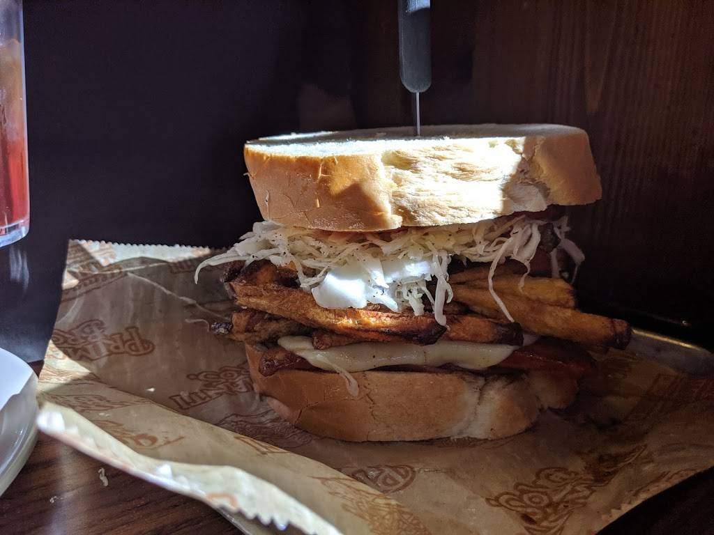 Primanti Bros. | restaurant | 100 Art Rooney Ave, Pittsburgh, PA 15212, USA | 4126977700 OR +1 412-697-7700