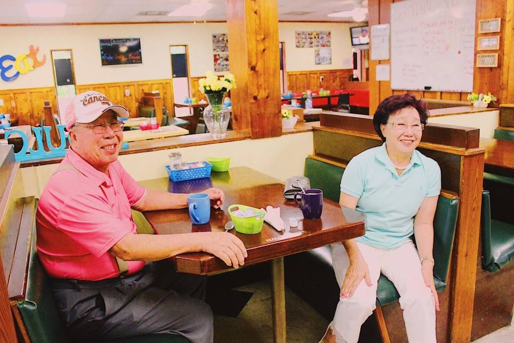 Zellwood Diner Restaurant | restaurant | 2651 N Orange Blossom Trail, Zellwood, FL 32798, USA | 4078897002 OR +1 407-889-7002