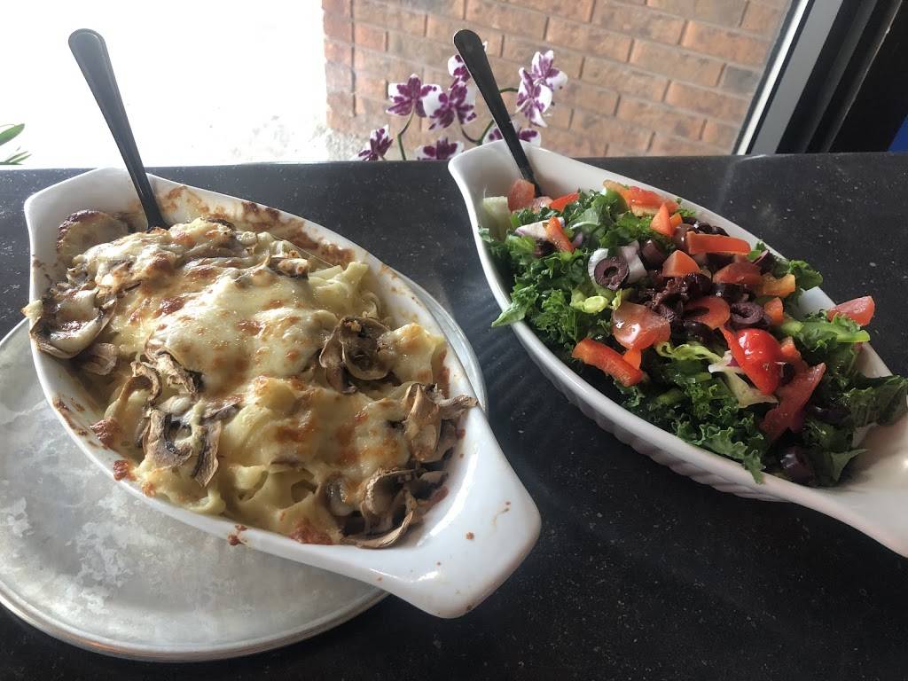 Rollin Pizza - Handcrafted Pizza + Pasta | restaurant | 314 Lake St, St. Catharines, ON L2N 4H4, Canada | 9059389797 OR +1 905-938-9797