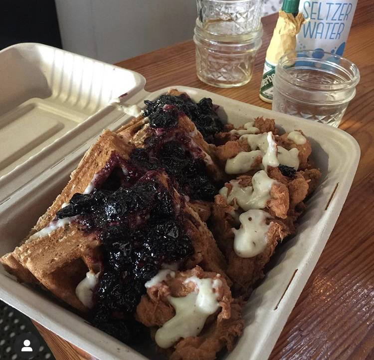 Helping Food Truck | restaurant | 706 63rd St, Oakland, CA 94609, USA | 2095878834 OR +1 209-587-8834