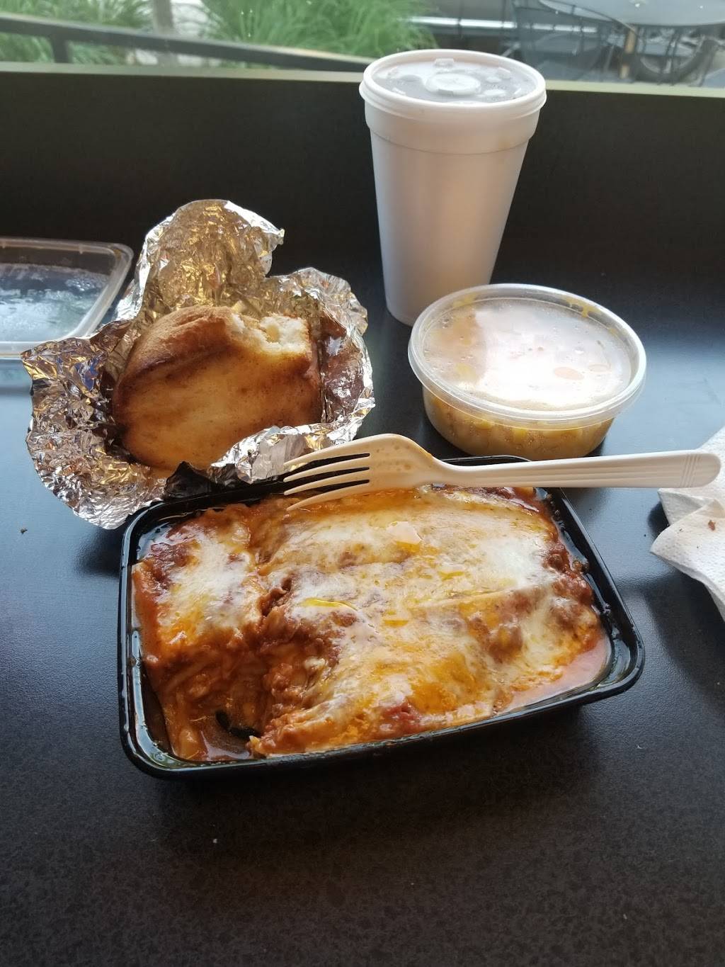 Ninos Southern Sides | restaurant | 4475 N Oakland Ave, Milwaukee, WI 53211, USA | 4149643663 OR +1 414-964-3663