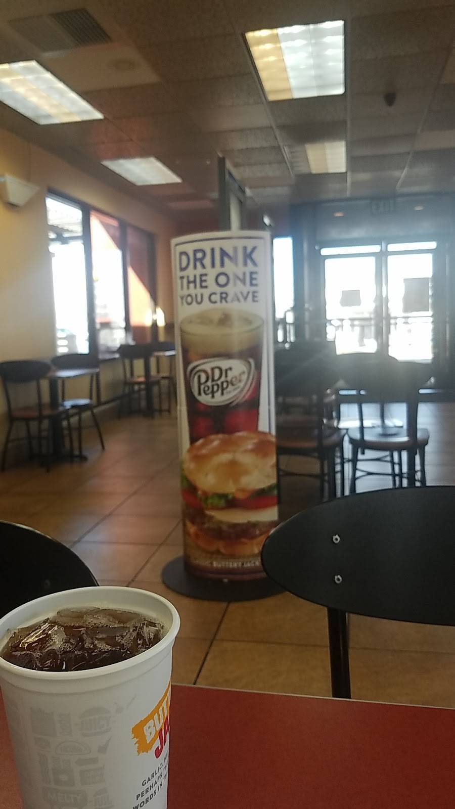 Jack in the Box | restaurant | 1075 S Main St, Red Bluff, CA 96080, USA | 5305292805 OR +1 530-529-2805