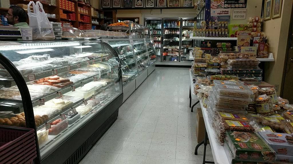 Pabla Indian Cuisine | restaurant | 364 Renton Center Way SW, Renton, WA 98057, USA | 4252284625 OR +1 425-228-4625