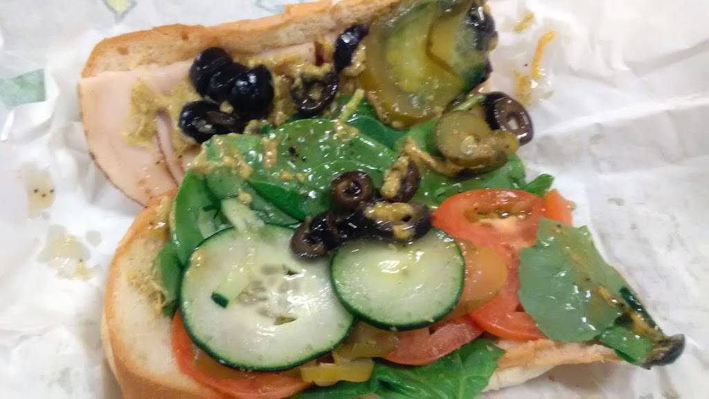 Subway | restaurant | 4620 1st Ave NE, Cedar Rapids, IA 52402, USA | 3193732040 OR +1 319-373-2040