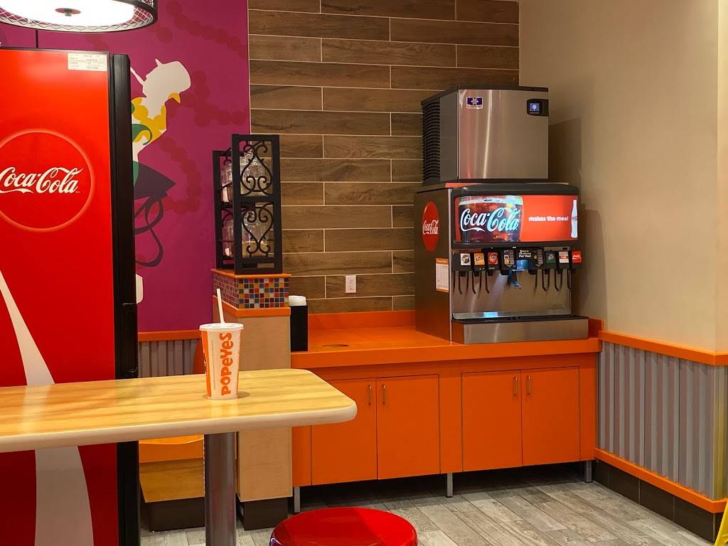 Popeyes Louisiana Kitchen | restaurant | 366 Bloor St E Unit 1, Toronto, ON M4W 1H4, Canada | 4169203600 OR +1 416-920-3600