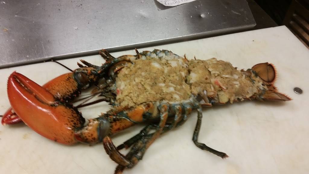 Randalls Restaurant | restaurant | 236 Platt Ave, West Haven, CT 06516, USA | 2039321806 OR +1 203-932-1806