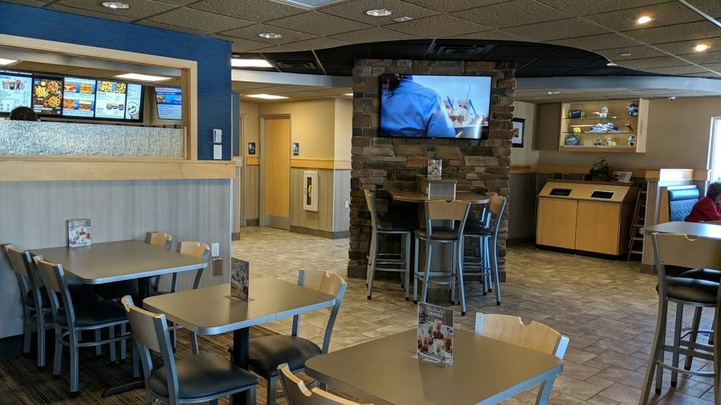 Culvers | restaurant | 1109 N Main St, River Falls, WI 54022, USA | 7156297724 OR +1 715-629-7724