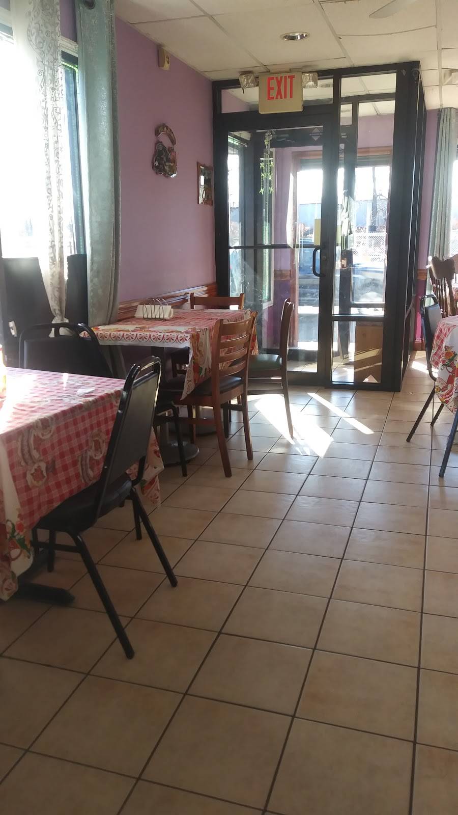 Comalapa | restaurant | 901 Magnolia Ave, Elizabeth, NJ 07201, USA | 9083510290 OR +1 908-351-0290