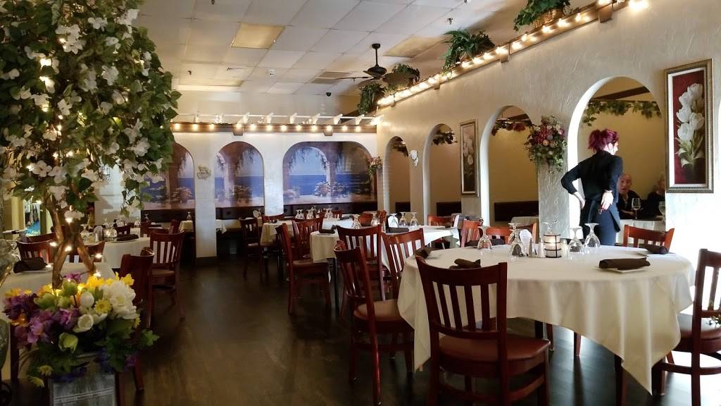 Trattoria Amalfi | restaurant | 385 S Broadway, Salem, NH 03079, USA | 6038935773 OR +1 603-893-5773