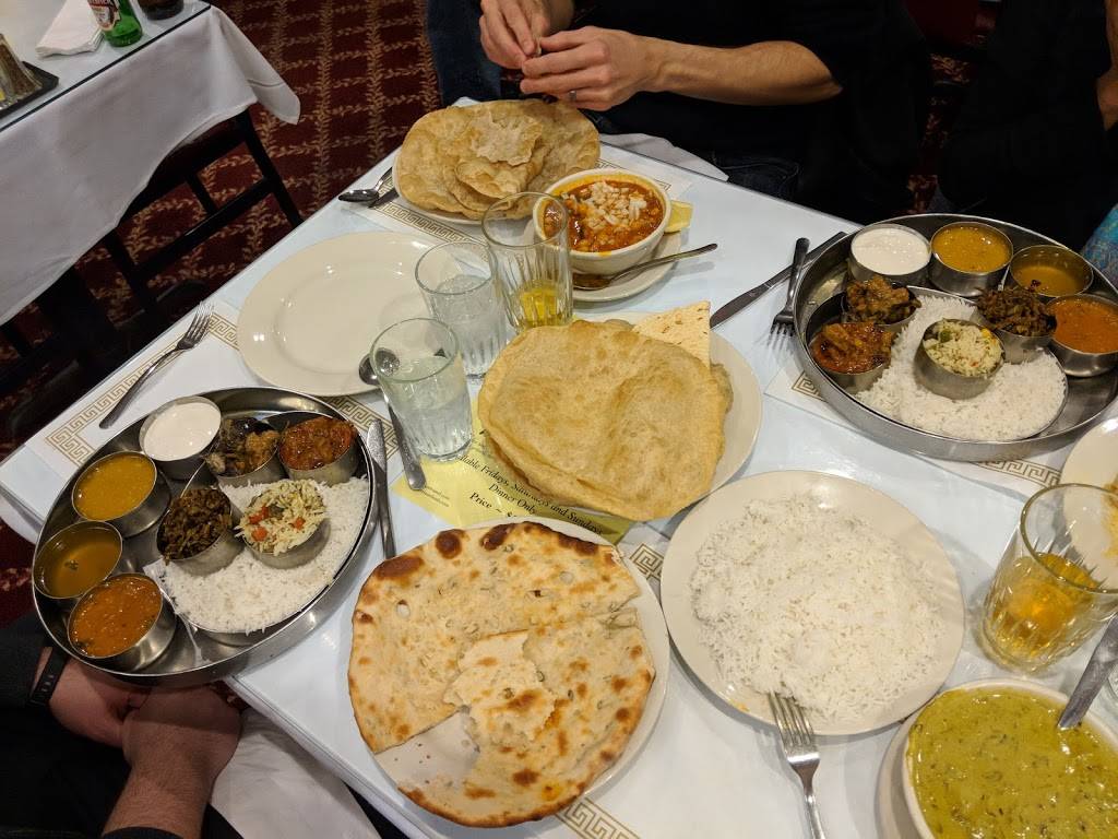 Priyaa Indian Cuisine | restaurant | 1910 McKelvey Rd, Maryland Heights, MO 63043, USA | 3145426148 OR +1 314-542-6148