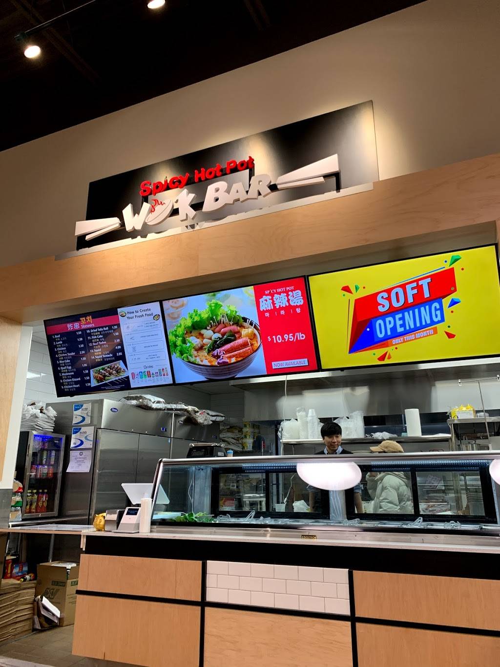 Wok Bar Edison | restaurant | inside Lotte Plaza Market food court, 1199 Amboy Ave, Edison, NJ 08837, USA | 7325247575 OR +1 732-524-7575