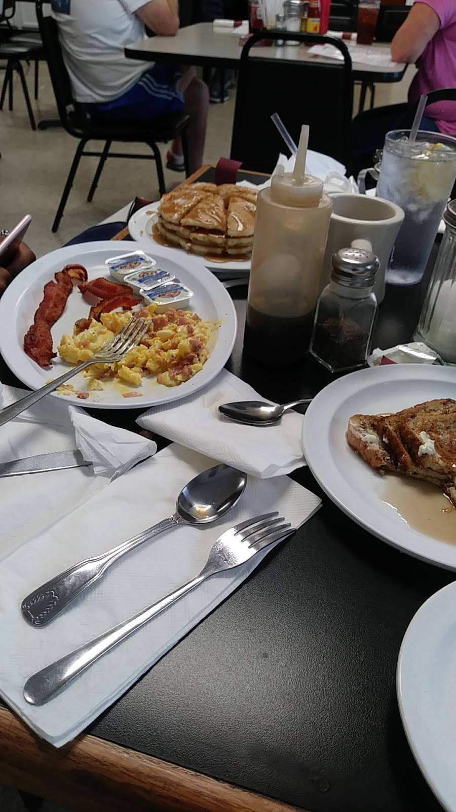 Centennial Cafe | restaurant | 5207 Centennial Blvd, Nashville, TN 37209, USA | 6159287148 OR +1 615-928-7148