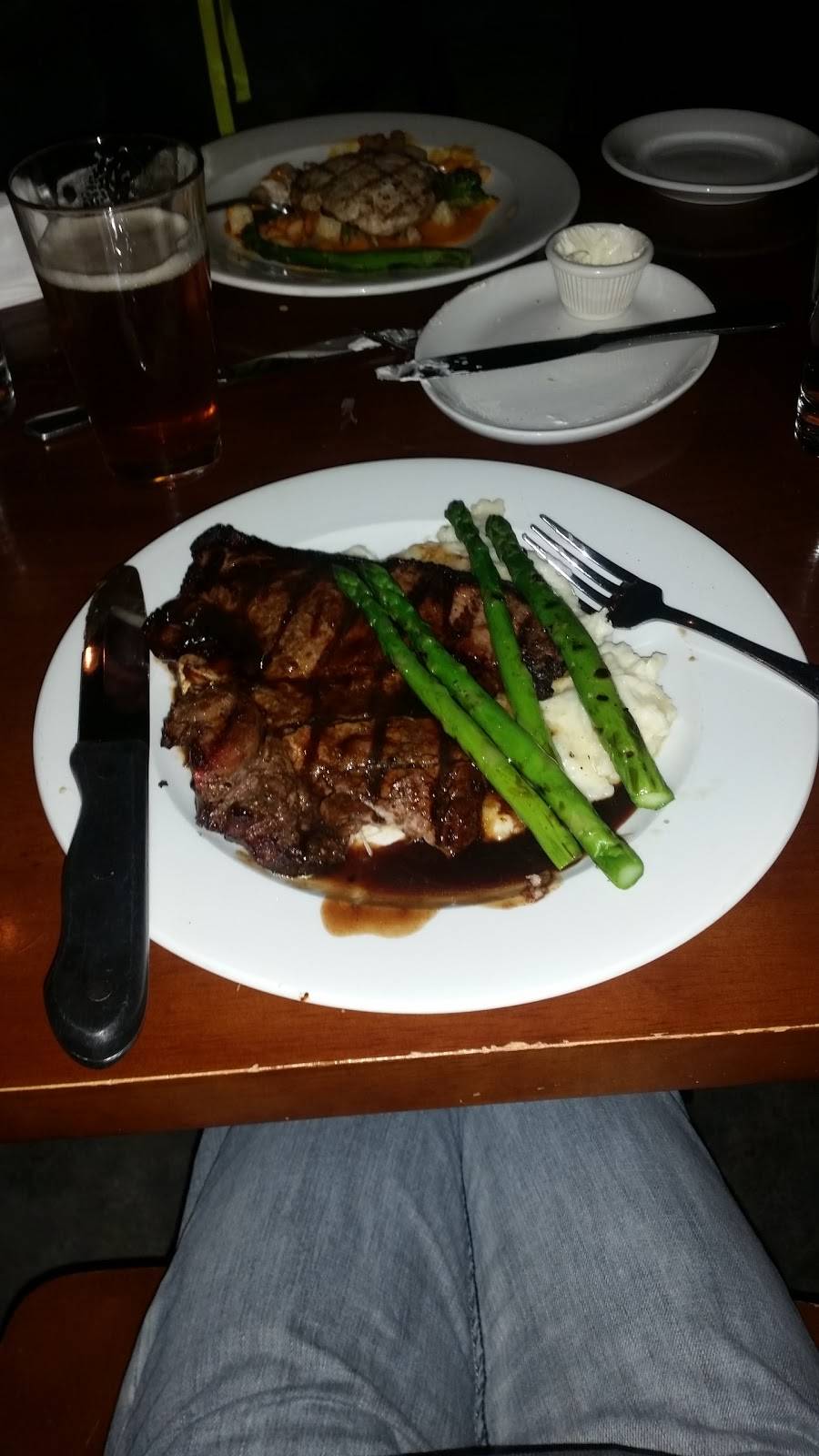 Navy Yard Bistro | restaurant | 1 6th St, Charlestown, MA 02129, USA | 6172420036 OR +1 617-242-0036