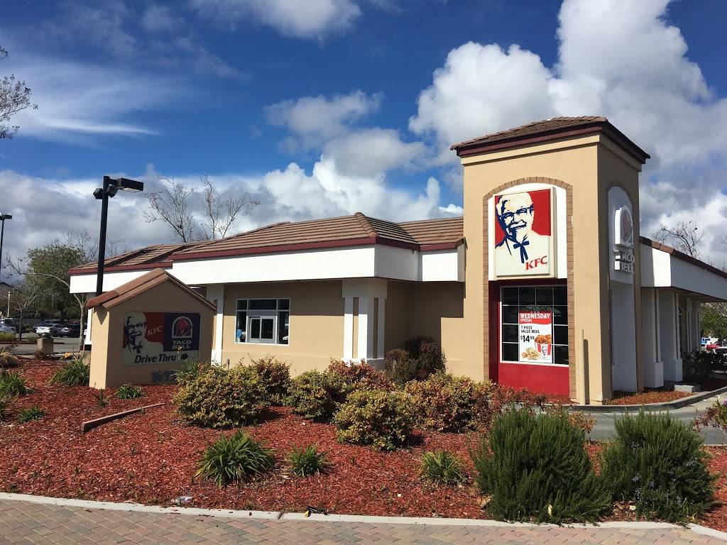 KFC | restaurant | 1695 Hollenbeck Ave, Sunnyvale, CA 94087, USA | 4087208586 OR +1 408-720-8586