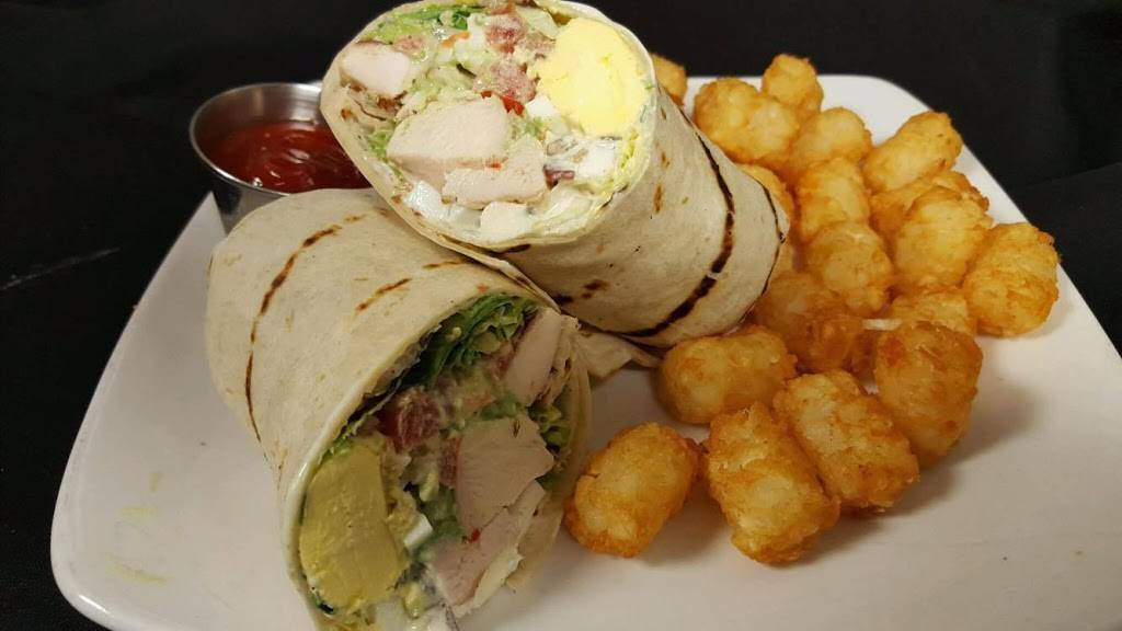 Diag Bar & Grill | restaurant | 2856 N Southport Ave, Chicago, IL 60657, USA | 7734048400 OR +1 773-404-8400