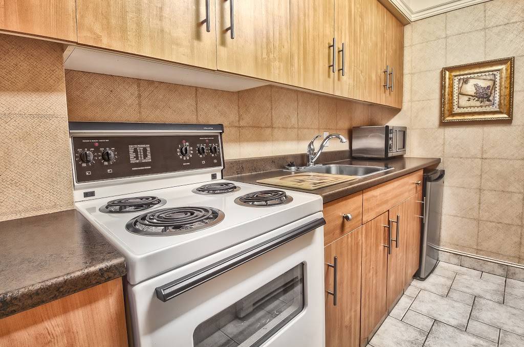 LHôtel Québec | restaurant | 3115 Avenue des Hôtels, Québec, QC G1W 3Z6, Canada | 4186585120 OR +1 418-658-5120