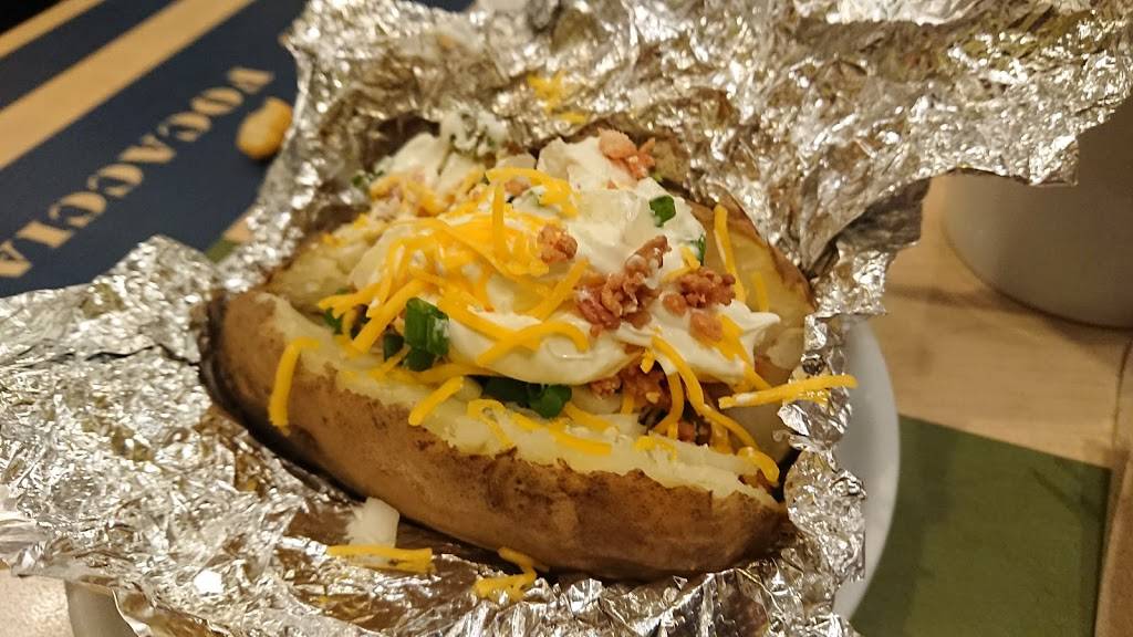 Souplantation | restaurant | 17411 Colima Rd, City of Industry, CA 91748, USA | 6268105756 OR +1 626-810-5756