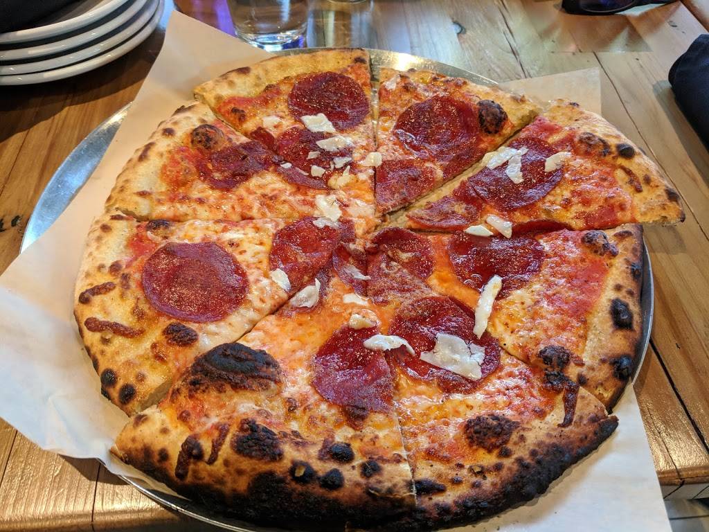 Lucky Pie Pizza & Tap House | restaurant | 7916 Niwot Rd, Niwot, CO 80544, USA | 7206846888 OR +1 720-684-6888