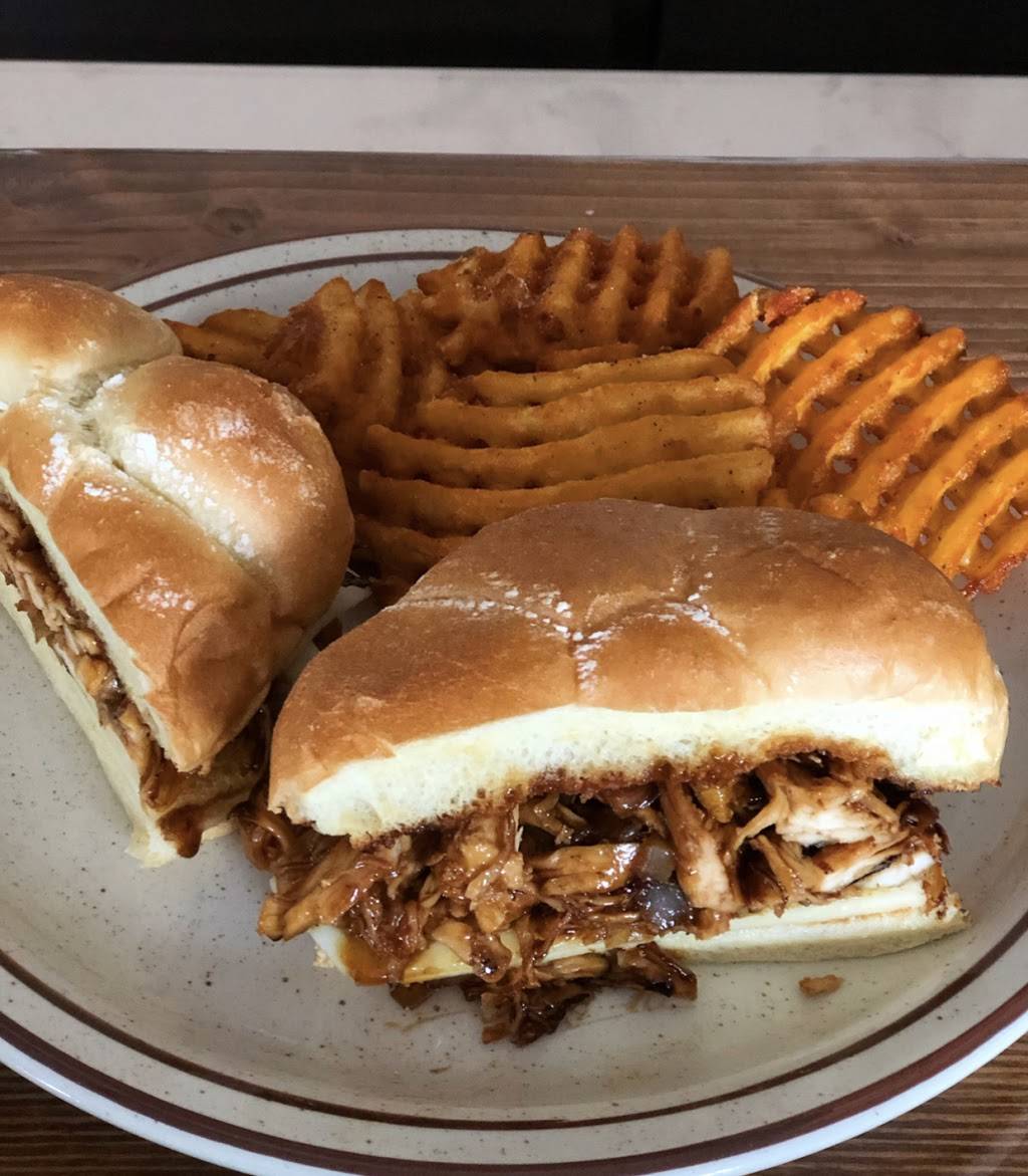 Peggys Place | restaurant | 3010 Evergreen Way, Washougal, WA 98671, USA | 3602105500 OR +1 360-210-5500