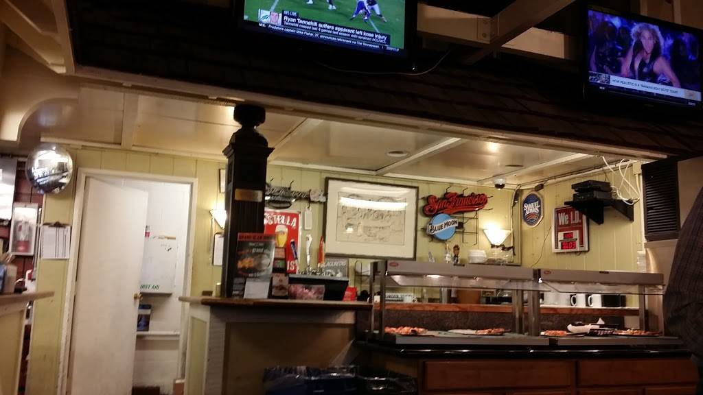 Round Table Pizza | meal delivery | 1225 El Camino Real, Menlo Park, CA 94025, USA | 6503216861 OR +1 650-321-6861