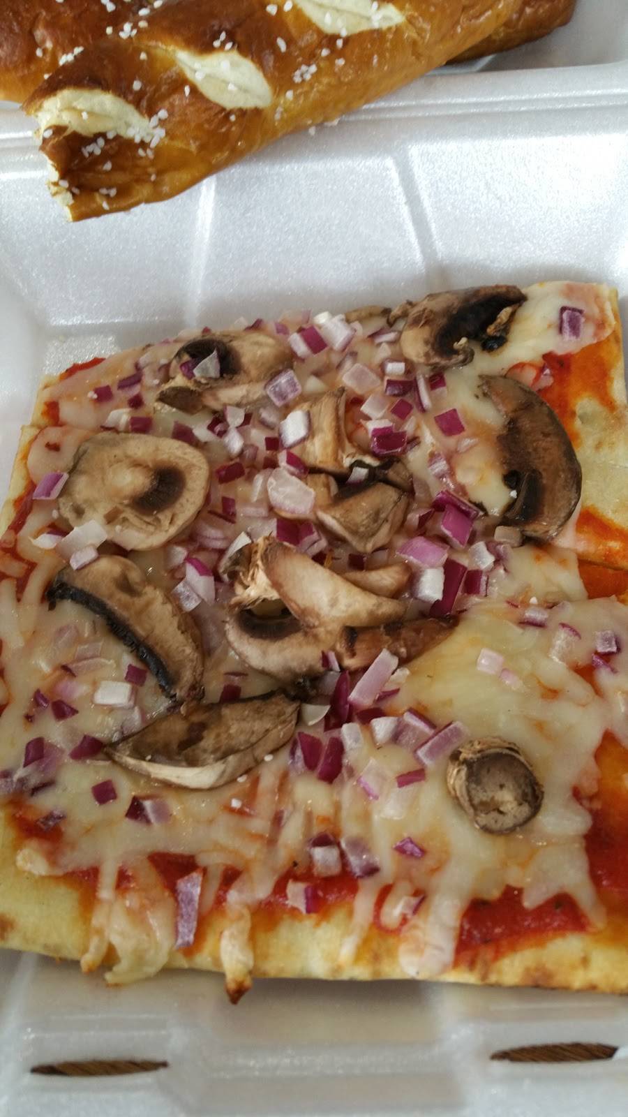 Beamers | restaurant | 11850 Gera Rd, Birch Run, MI 48415, USA | 9892446345 OR +1 989-244-6345