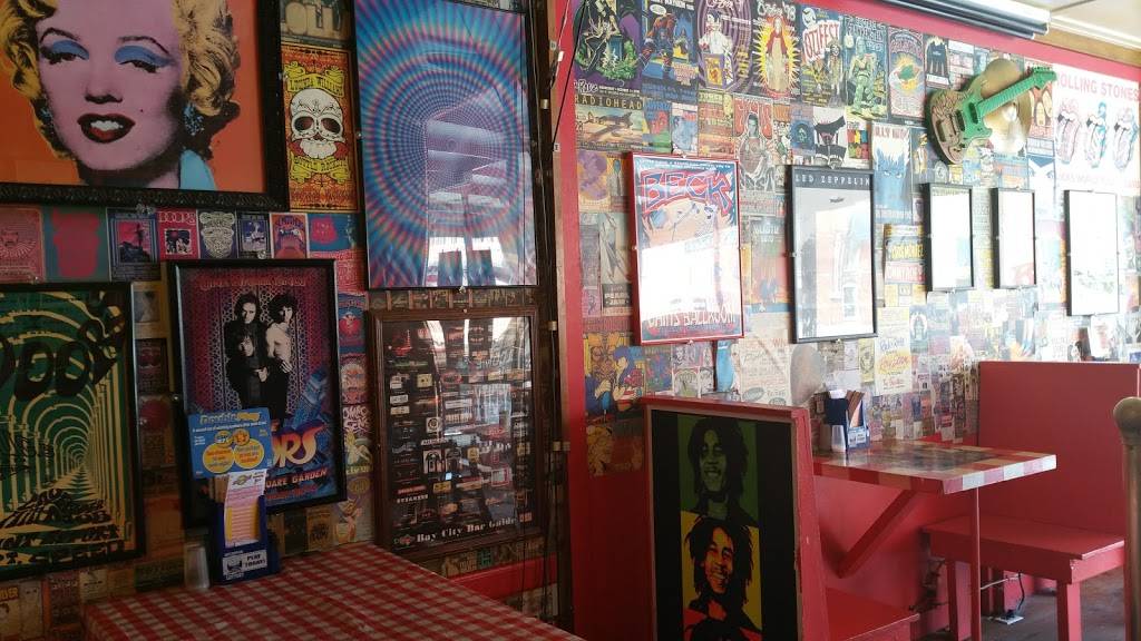 River Rock Cafe | restaurant | 614 E Midland St #4729, Bay City, MI 48706, USA | 9898945500 OR +1 989-894-5500