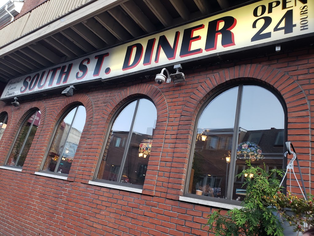 South Street Diner | restaurant | 140 South St, Philadelphia, PA 19147, USA | 2156275258 OR +1 215-627-5258