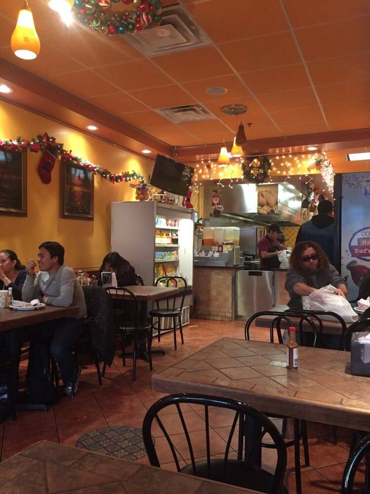Taqueria Tapatio | restaurant | 82 Broadway, Somerville, MA 02145, USA | 6176254119 OR +1 617-625-4119
