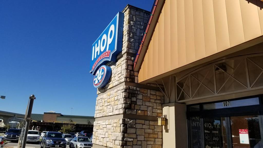 IHOP | restaurant | 107 SW Loop 410, San Antonio, TX 78245, USA | 2106815826 OR +1 210-681-5826