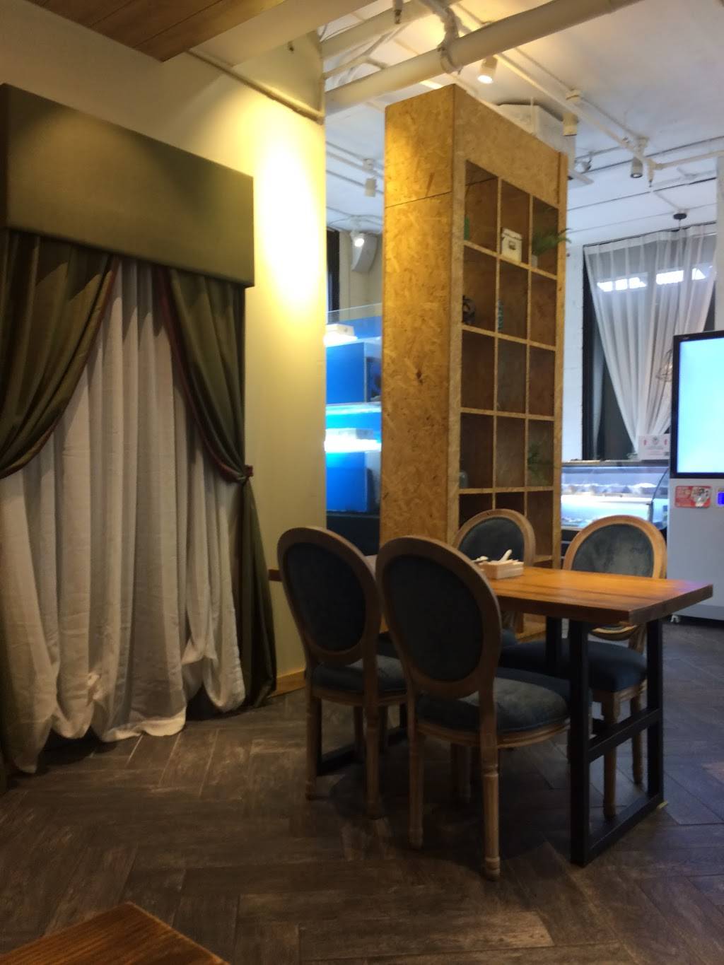 Gourmet Spring Restaurant | restaurant | 39-16 College Point Blvd, Flushing, NY 11354, USA | 7183212888 OR +1 718-321-2888