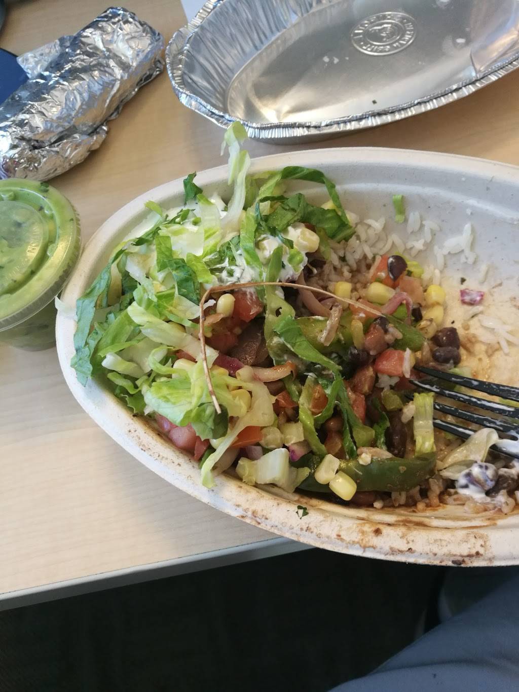 Chipotle Mexican Grill | restaurant | 7600 Old Georgetown Rd, Bethesda, MD 20814, USA | 3019079077 OR +1 301-907-9077
