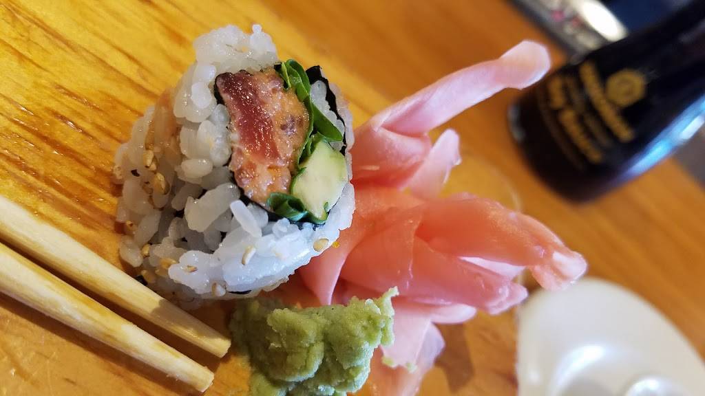 TLS Four Seasons | restaurant | 110 W Bartlett Ave, Bartlett, IL 60103, USA | 6308301988 OR +1 630-830-1988