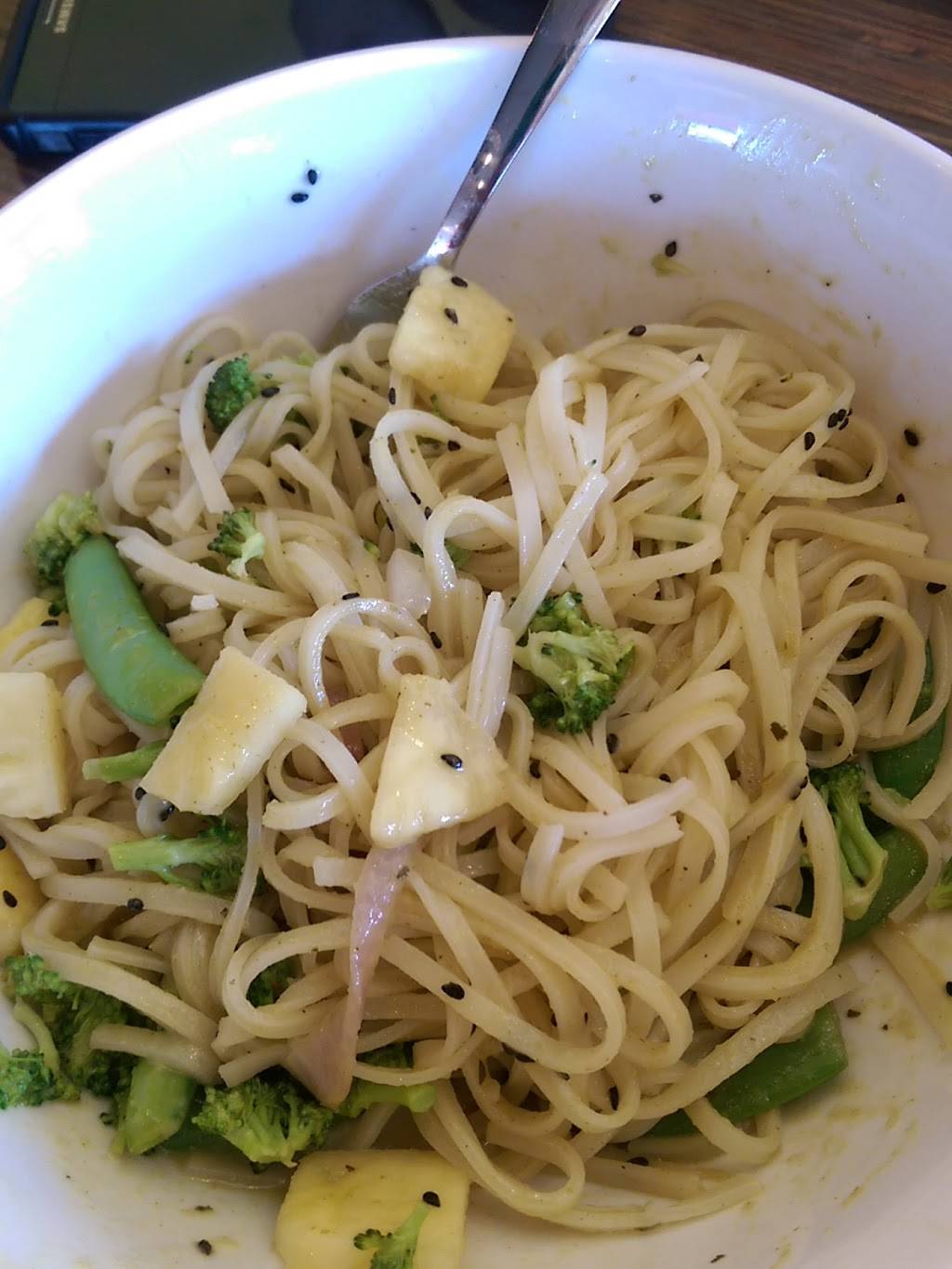 Noodles and Company | restaurant | 4624 Town Crossing Dr, Jacksonville, FL 32246, USA | 9045167757 OR +1 904-516-7757