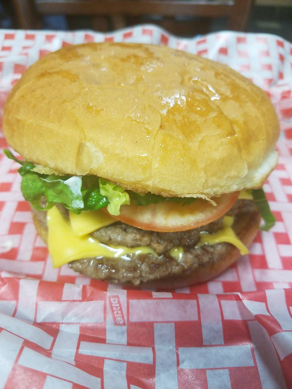 Burger Street | restaurant | 514 W Belt Line Rd, Richardson, TX 75080, USA | 9726809780 OR +1 972-680-9780