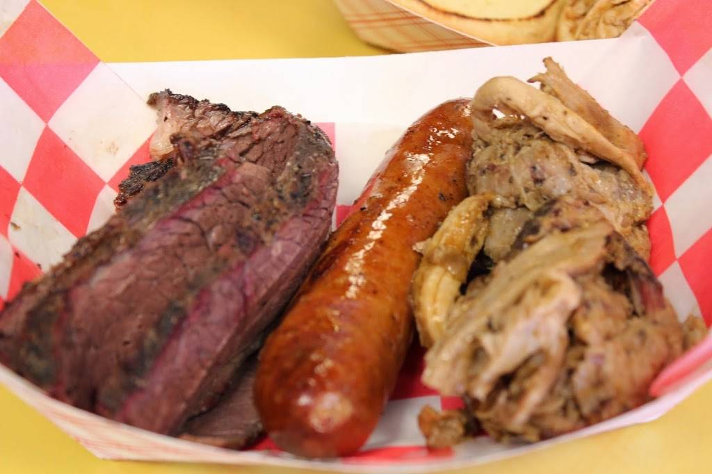 Urban Bar-B-Que | restaurant | 802 Pinnacle Dr #100, Linthicum Heights, MD 21090, USA | 4106360850 OR +1 410-636-0850