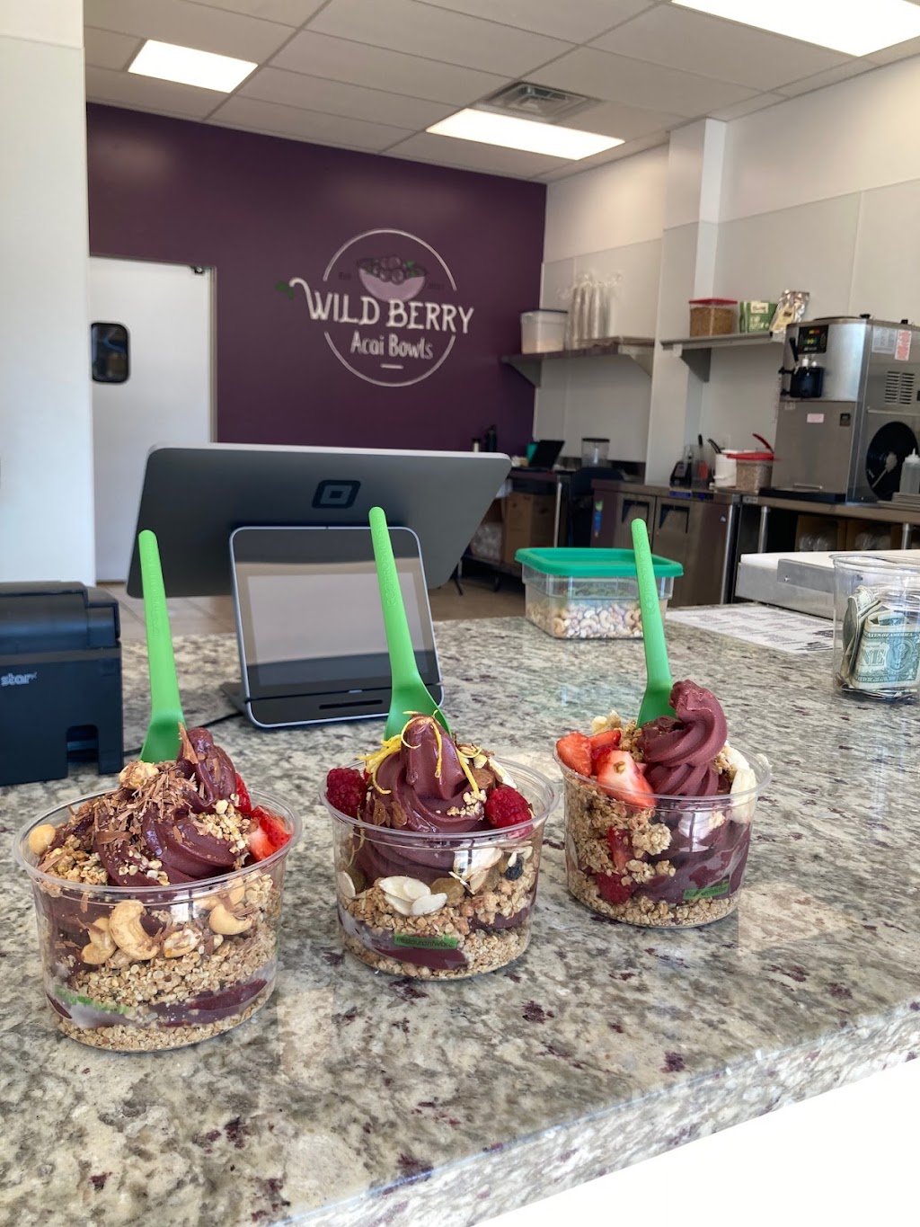 Wild Berry Acai | restaurant | 819 Main St, Nashville, TN 37206, USA | 6159152877 OR +1 615-915-2877
