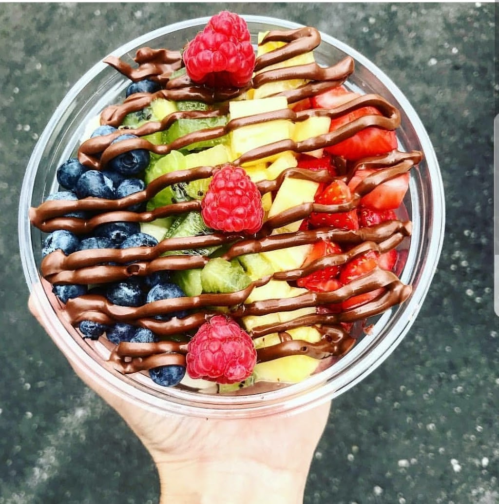 Ricos Acai | restaurant | 224 E 7th St, Charlotte, NC 28202, USA | 7046059960 OR +1 704-605-9960