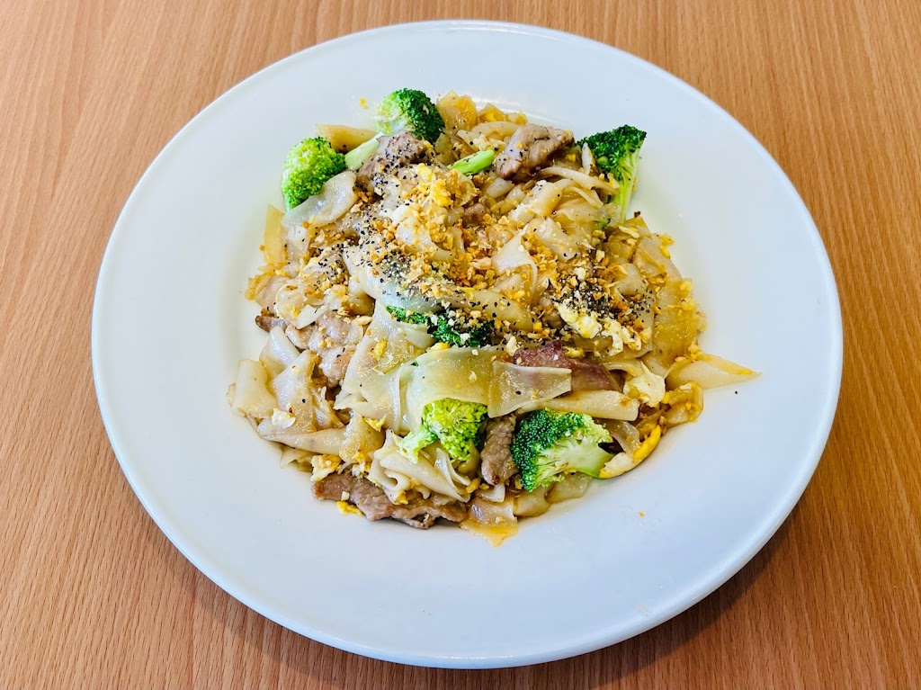 Thotsakanh Thai Food | restaurant | 221 S Magnolia Ave, Anaheim, CA 92804, USA | 7148862072 OR +1 714-886-2072