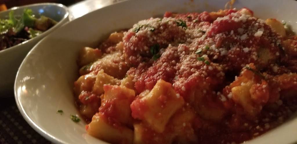 McNallys | restaurant | 219 E Market St, Scranton, PA 18509, USA | 5708005147 OR +1 570-800-5147