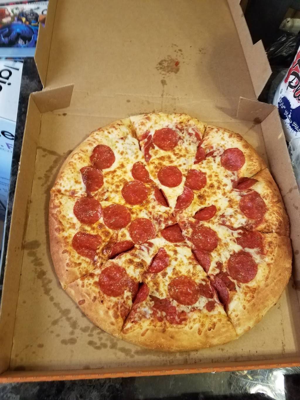 Little Caesars Pizza | meal takeaway | 2660 Hilton Rd, Ferndale, MI 48220, USA | 2485455631 OR +1 248-545-5631