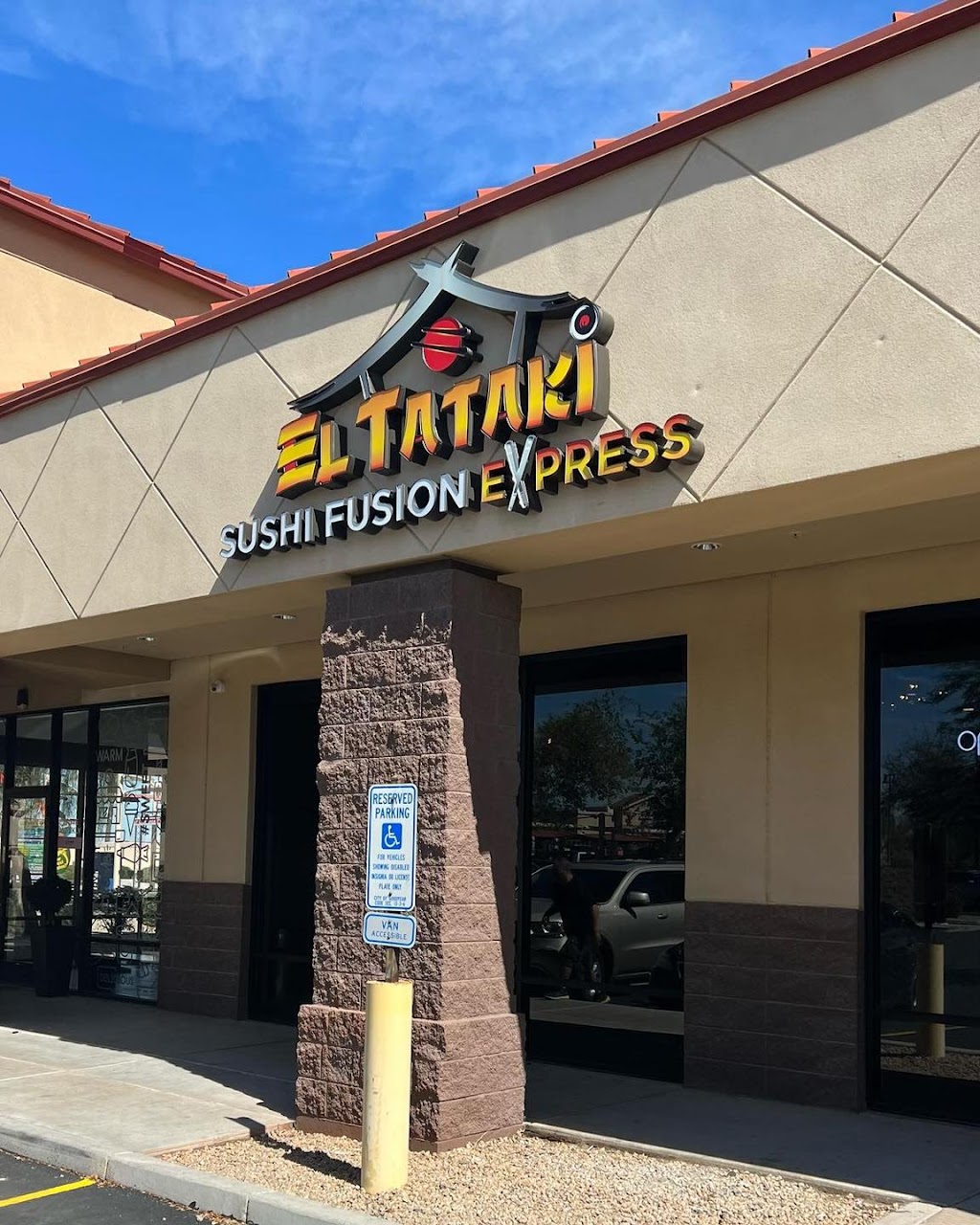 El Tataki Sushi Express | meal takeaway | 790 N Estrella Pkwy Suite D & E, Goodyear, AZ 85338, USA | 6232486696 OR +1 623-248-6696